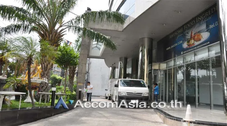 unitCenter Air |  Office space For Rent & Sale in Sukhumvit, Bangkok  near BTS Ekkamai (AA10427)